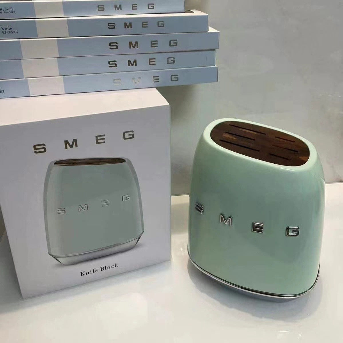 Smeg Retro 6 Piece Knife Set and Block
