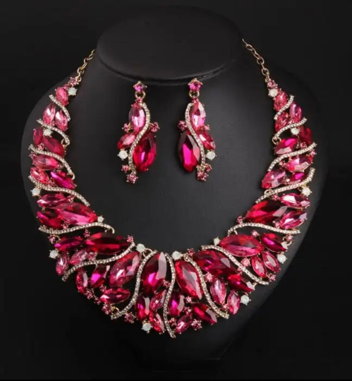 Luxury Retro Vintage Statement Necklace Earring Set