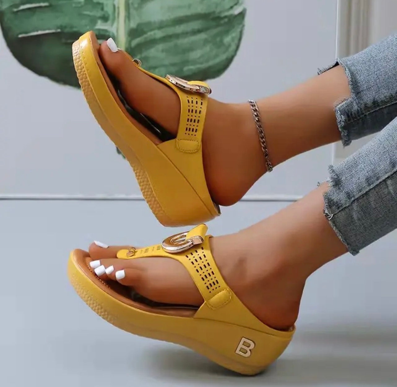 Shock Absorption Posture Correcting Sandals