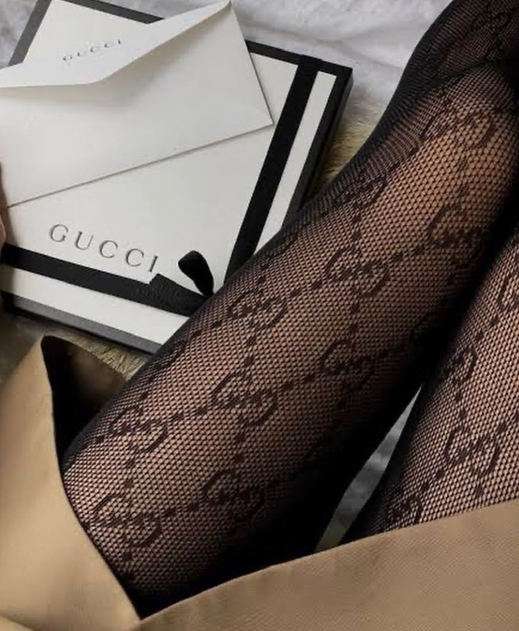 GUCCI Set: Bandeau bra and briefs with gift box