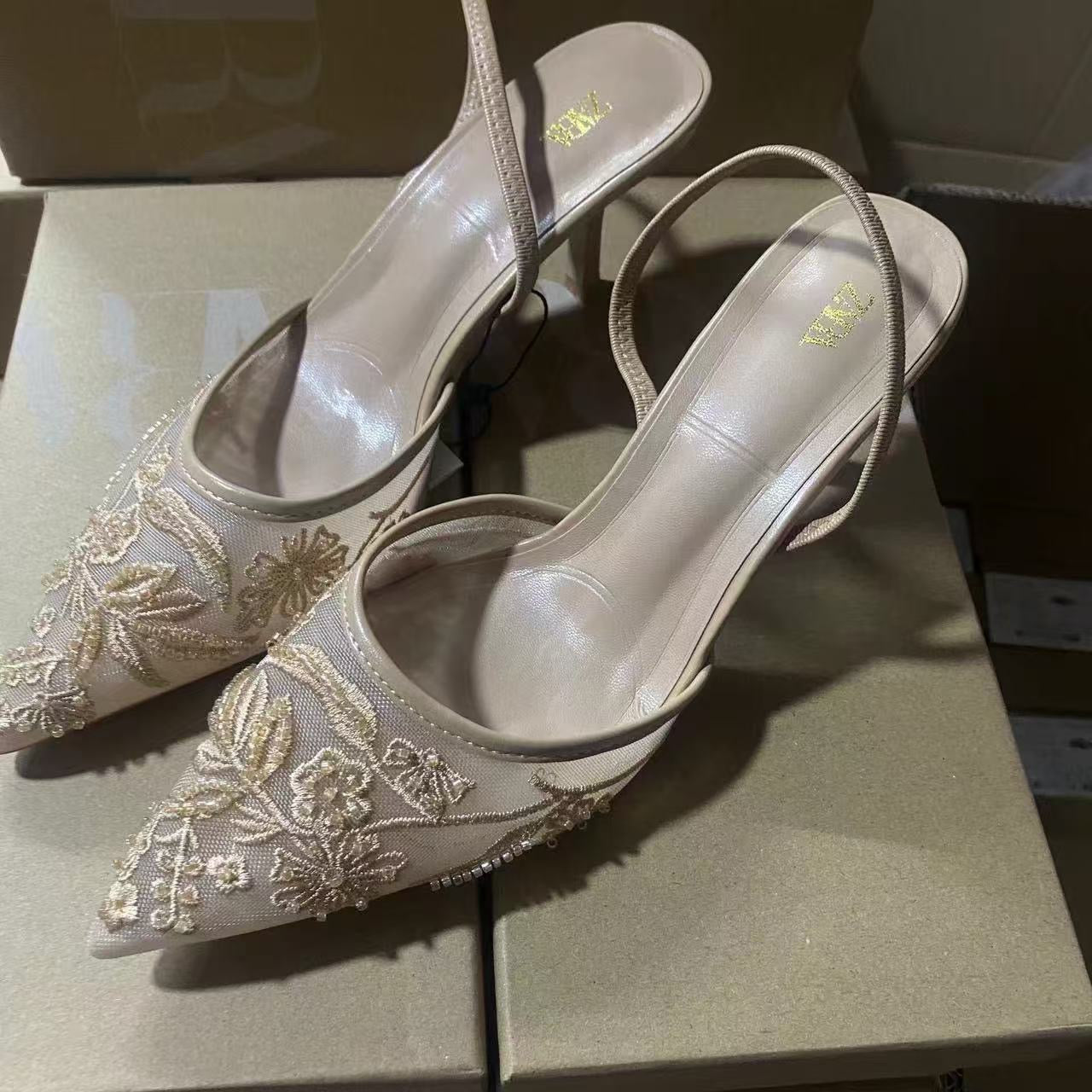 Mesh Rhinestone Formal Shoes