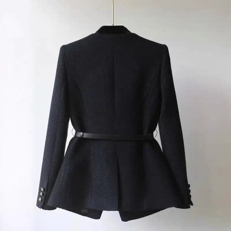 Elegant Textured Ladies Jacket