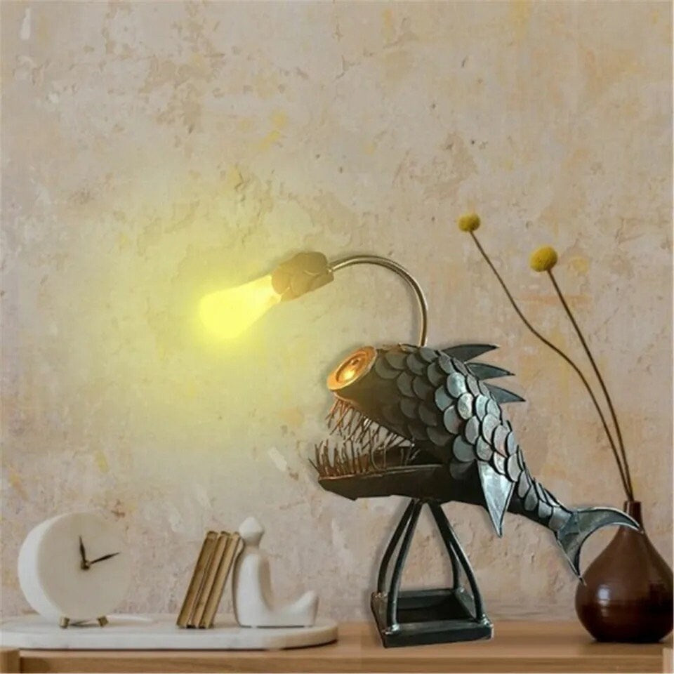 Retro Fish Metal Table Lamp