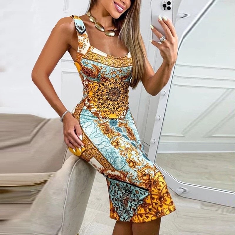 Vintage Print Sleeveless Bodycon Dress